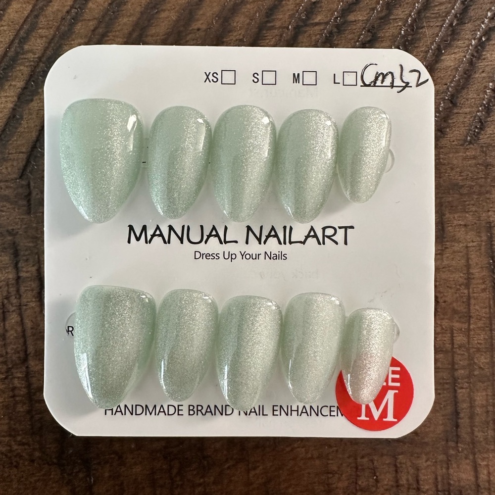 Mint Green Cat Eye Press-On Nails